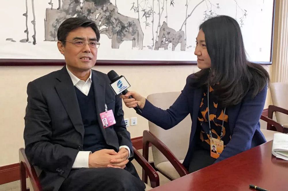 當(dāng)好能源轉(zhuǎn)型與清潔發(fā)展排頭兵——訪全國政協(xié)委員，中國華能集團有限公司董事長、黨組書記舒印彪