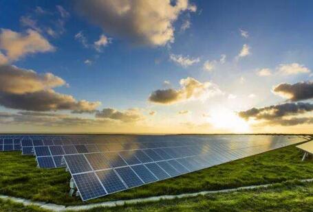 “新基建”釋放動(dòng)能,光伏發(fā)電新一輪擴(kuò)產(chǎn)潮起