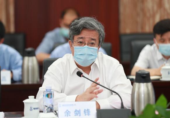 中核集團(tuán)黨組書(shū)記、董事長(zhǎng)余劍鋒:攜手同心干好新時(shí)代重大工程