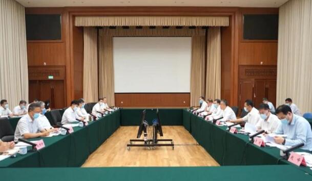 雷鳴山、王琳拜會(huì)生態(tài)環(huán)境部黨組書記孫金龍、部長(zhǎng)黃潤(rùn)秋