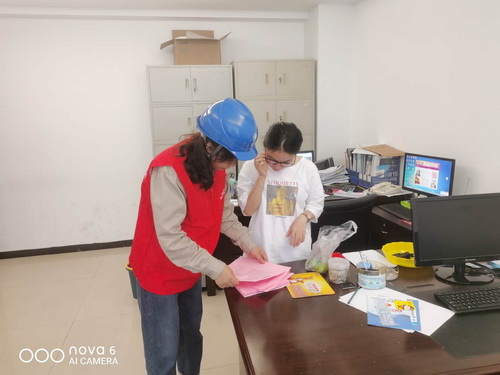 國(guó)網(wǎng)霞浦供電公司“零距離走訪企業(yè)”問(wèn)需求、送服務(wù)