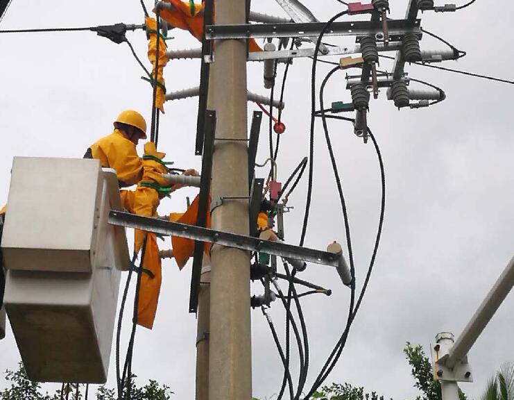 海南陵水供電局超常規(guī)舉措開展旁路不停電作業(yè)，提升居民電力獲得感