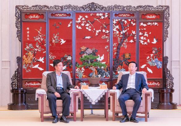 中國能建總經(jīng)理、黨委副書記孫洪水拜訪揚州鎮(zhèn)江主要領(lǐng)導(dǎo)