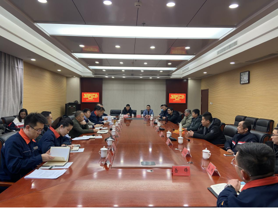 包頭石拐供電分局召開(kāi)“提升獲得電力、優(yōu)化營(yíng)商環(huán)境”2020年客戶座談會(huì)