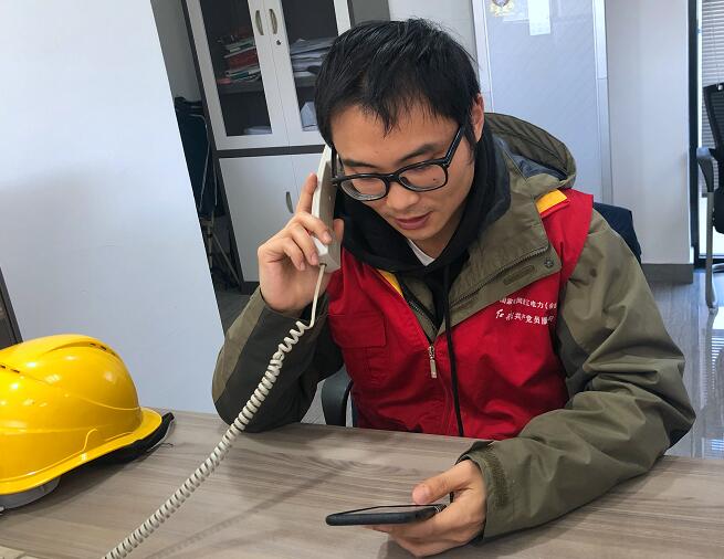 國(guó)網(wǎng)余姚市供電公司創(chuàng)新“五張照片”預(yù)驗(yàn)收助推“陽光業(yè)擴(kuò)”