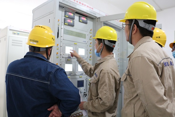 新疆兵團(tuán)一師電力中心調(diào)度所強(qiáng)化網(wǎng)絡(luò)安全建設(shè) 提高人員專業(yè)技能