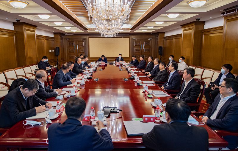 鄒磊、寇偉會見哈電集團董事長曹志安、總經(jīng)理吳偉章