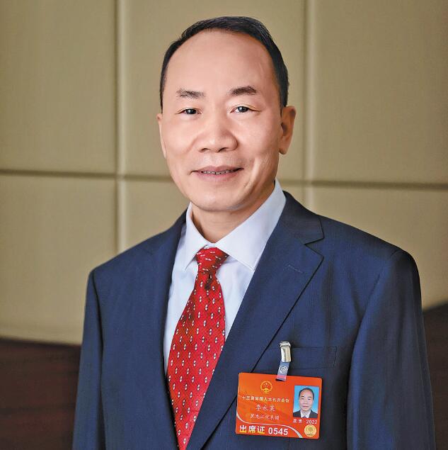 【兩會】國網(wǎng)黑龍江省電力有限公司董事長、黨委書記李永萊：扛牢保供電政治責(zé)任 推動能源綠色低碳轉(zhuǎn)型