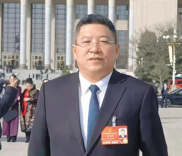 【兩會(huì)】全國人大代表李明偉:政企聯(lián)動(dòng)構(gòu)建清潔能源 有序發(fā)展長效機(jī)制