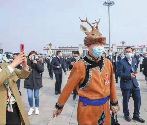 電力先行 服務民族地區(qū)加快發(fā)展——訪全國人大代表、內蒙古自治區(qū)鄂倫春自治旗人大常委會主任代喜院