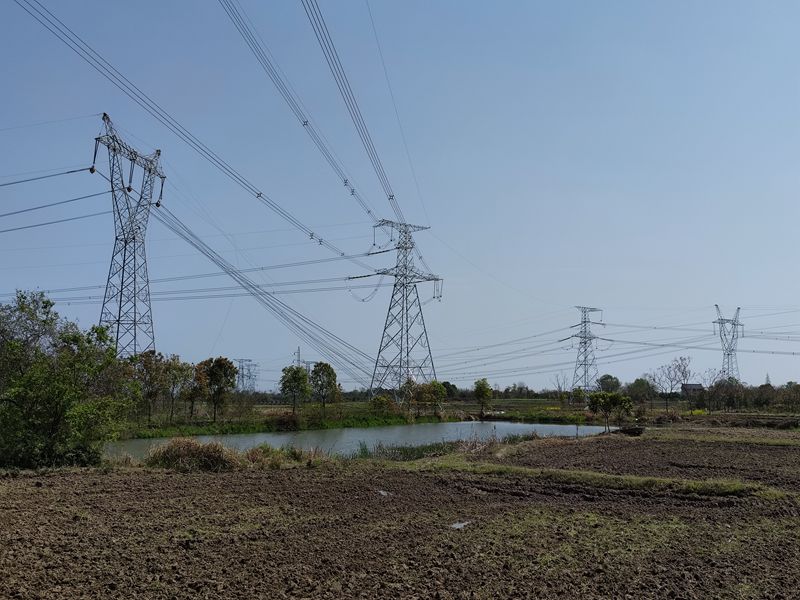 歷時103天，這項工程完工將進一步優(yōu)化三峽地區(qū)電網(wǎng)結(jié)構(gòu)