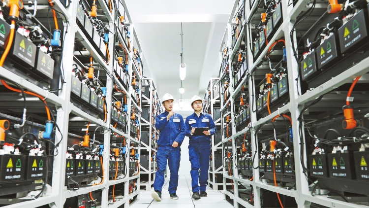 南網(wǎng)調(diào)峰調(diào)頻公司推動黨史學(xué)習(xí)教育常態(tài)化長效化，以高質(zhì)量黨建引領(lǐng)高質(zhì)量發(fā)展