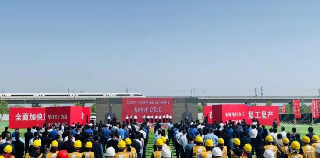 東方日升、晶科、阿特斯同時(shí)擴(kuò)產(chǎn)！