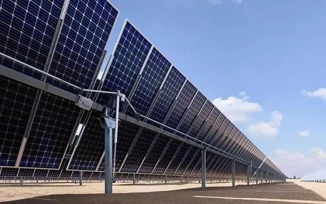 市場(chǎng)回暖！光伏跟蹤支架“蓄勢(shì)待發(fā)”