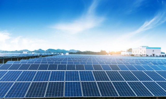 提高利用效率，優(yōu)化資源配置，光伏助力工業(yè)領域碳減排