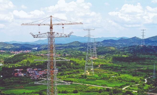 荊楚大地，特高壓工程加快推進(jìn)