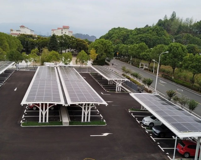 光儲充一體化停車場，實(shí)現(xiàn)零碳出行新風(fēng)尚