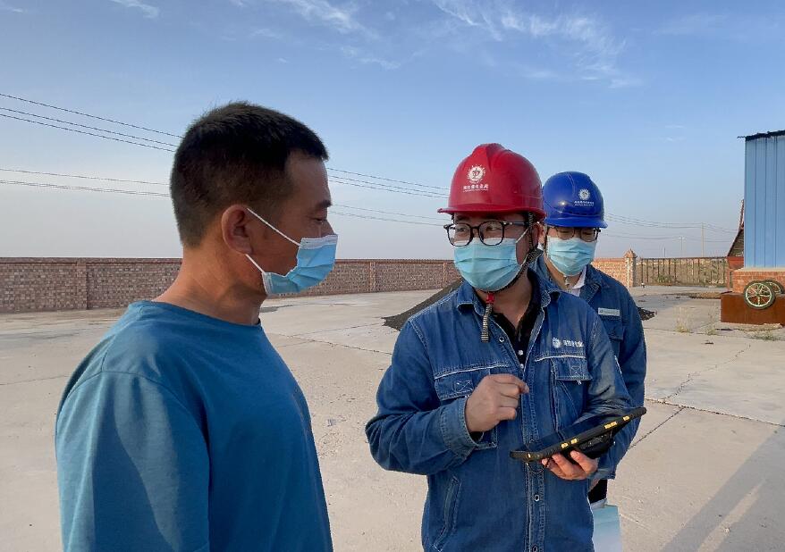 騰格里供電公司:辦電“網(wǎng)購(gòu)化”服務(wù)“無(wú)感化”