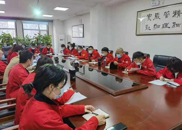 烏海市千里山供電公司:宣貫《車輛管理標準》,加強車輛日常管理