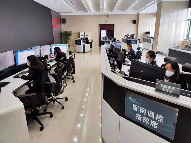 國網(wǎng)武漢供電公司保供不缺失、服務(wù)不打烊