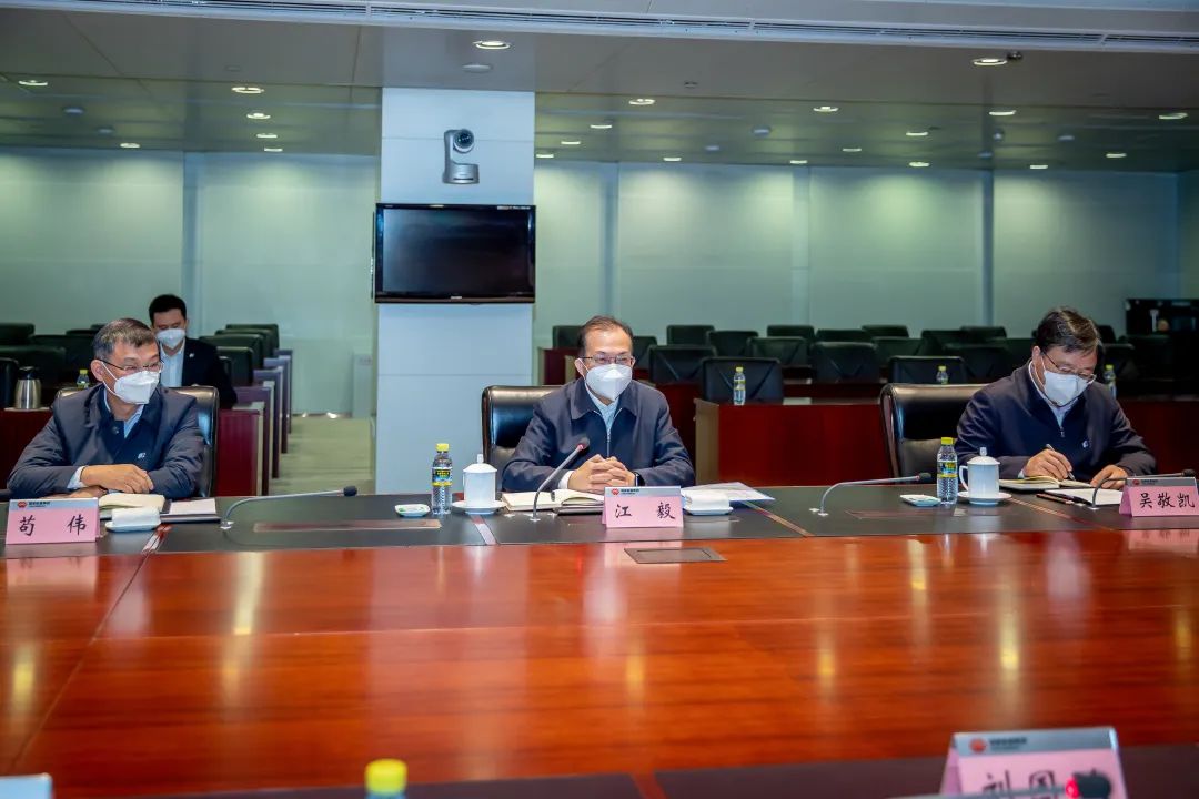 華電集團(tuán)有限公司黨組書(shū)記、董事長(zhǎng)江毅與國(guó)家能源集團(tuán)黨組書(shū)記、董事長(zhǎng)劉國(guó)躍舉行會(huì)談