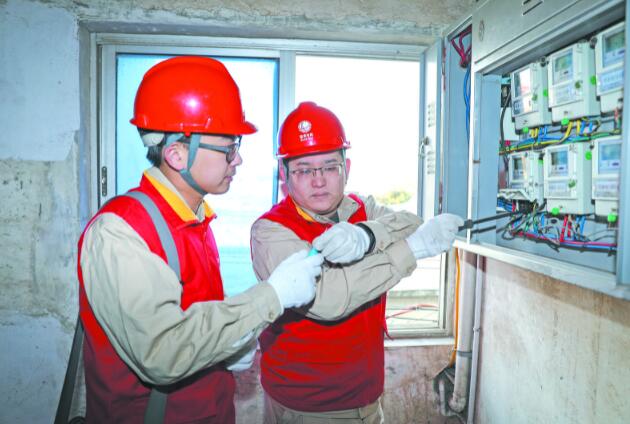 郭鵬: 真本領(lǐng)服務(wù)客戶 真感情志愿幫扶