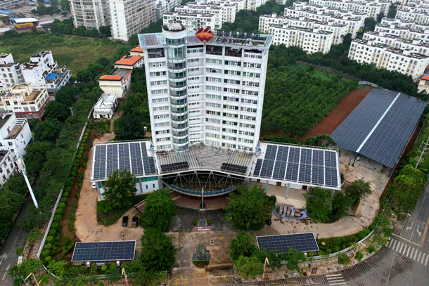 國(guó)能開遠(yuǎn)公司“陽光充電”為綠色出行“續(xù)航”