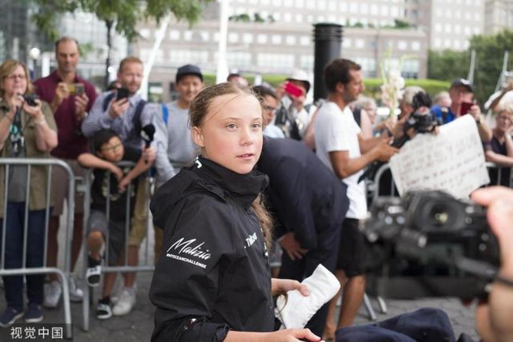 瑞典“環(huán)保少女”堵門挪威能源部，抗議在牧民土地建風(fēng)力渦輪機