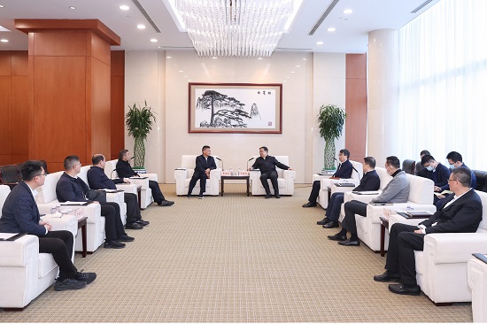 鄧建玲會見福建省政協(xié)副主席、漳州市委書記張國旺