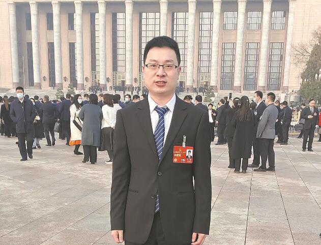 【兩會好聲音】全國人大代表 馮濤:提高供電服務質效 持續(xù)優(yōu)化電力營商環(huán)境