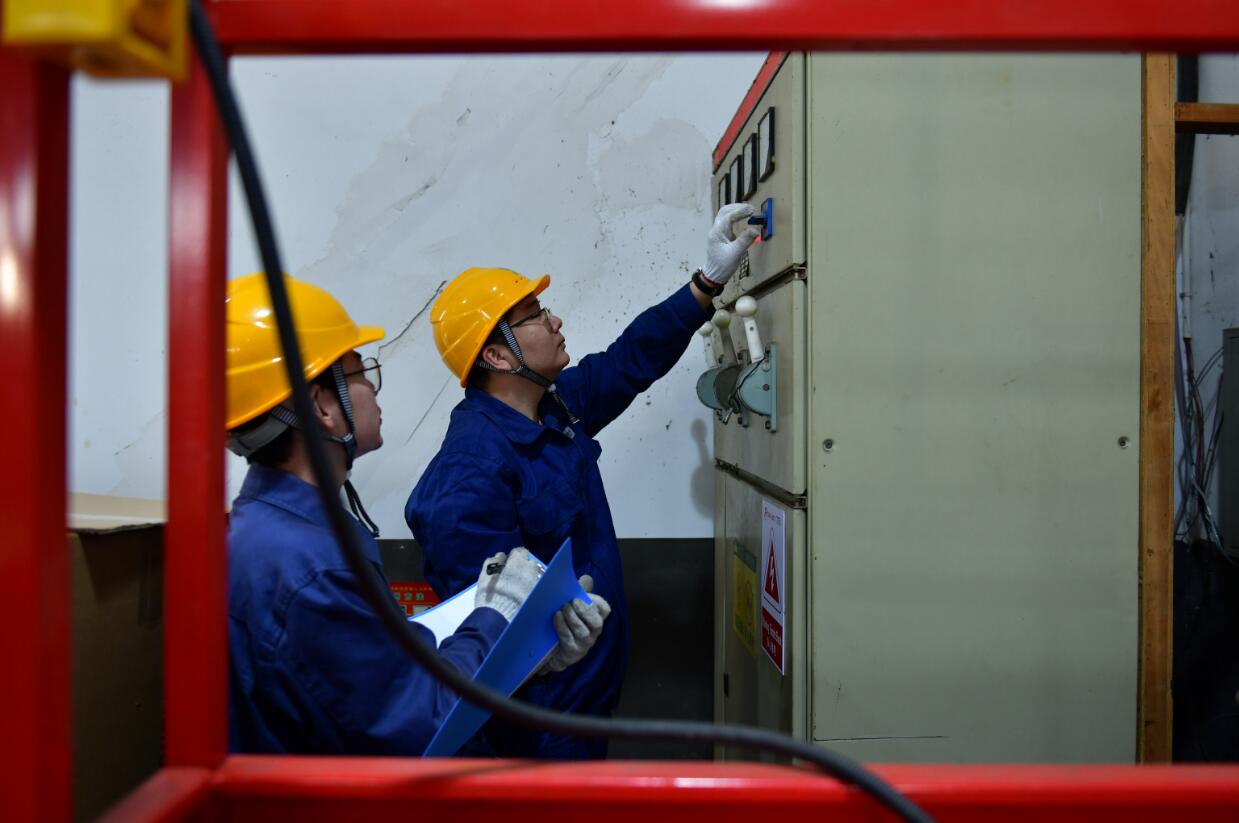 余姚市宏宇輸變電工程公司村網共建 供電服務送到家門口