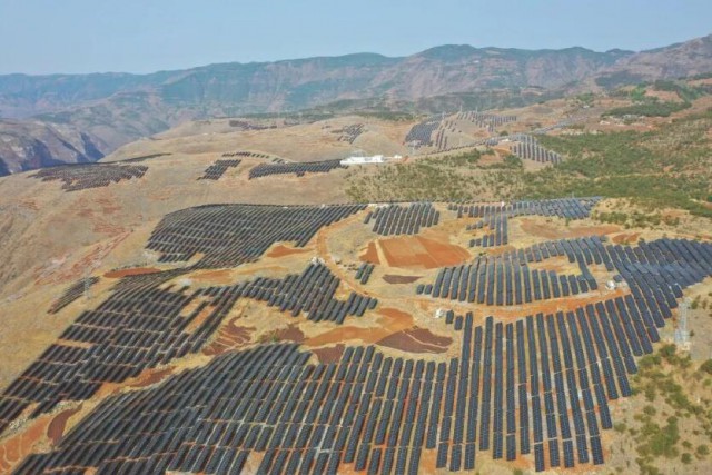 成功并網(wǎng)！滇東北高原上的綠色能源新引擎