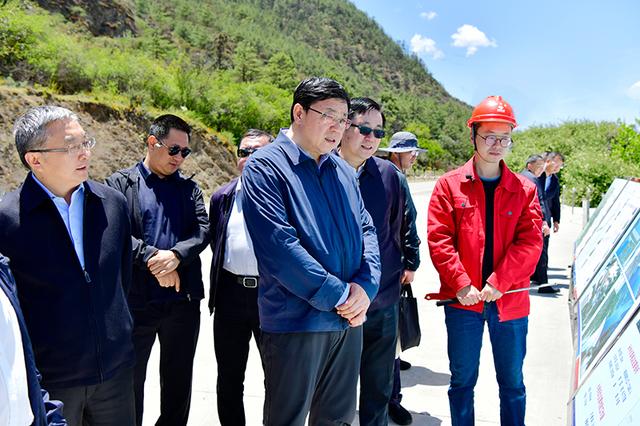 國家電網(wǎng)黨組副書記、總經(jīng)理張智剛深入西藏開展主題教育專題調(diào)研