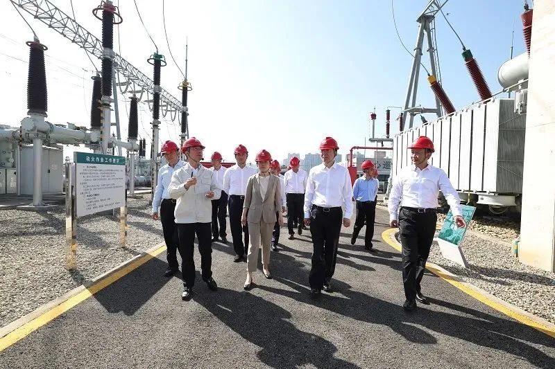 國家電網(wǎng)董事長、黨組書記辛保安會見四川省委書記王曉暉、省長黃強并檢查大運會供電保障工作