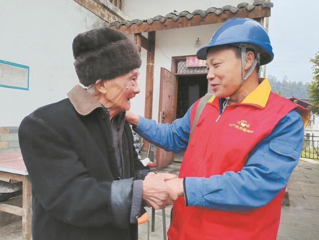 鄭先朝:客戶說“有他在,我們用電放心”