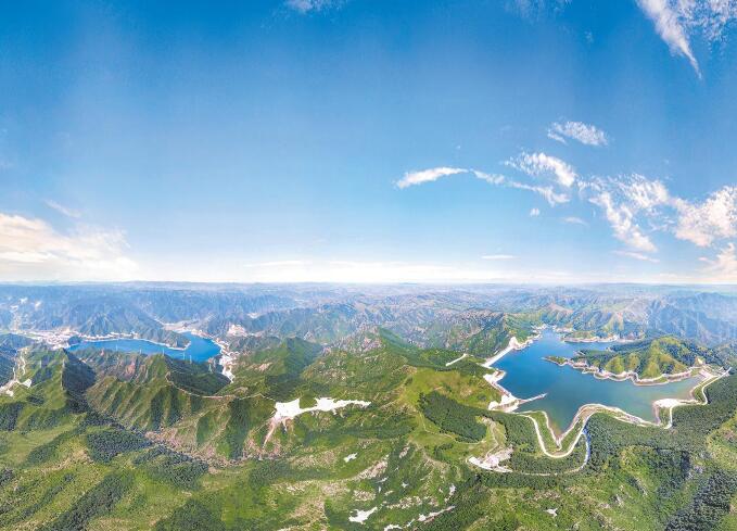 國(guó)家電網(wǎng)公司:凝心鑄魂固根本 求真務(wù)實(shí)勇?lián)?dāng)