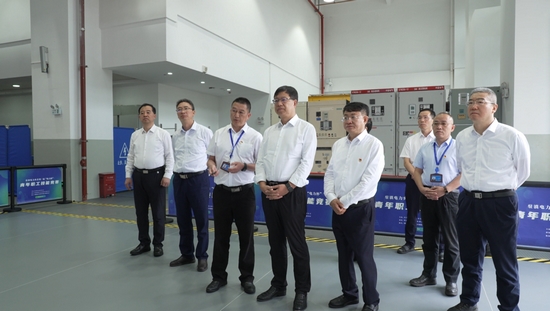 華能集團有限公司總經(jīng)理、黨組副書記鄧建玲到云南分公司調研