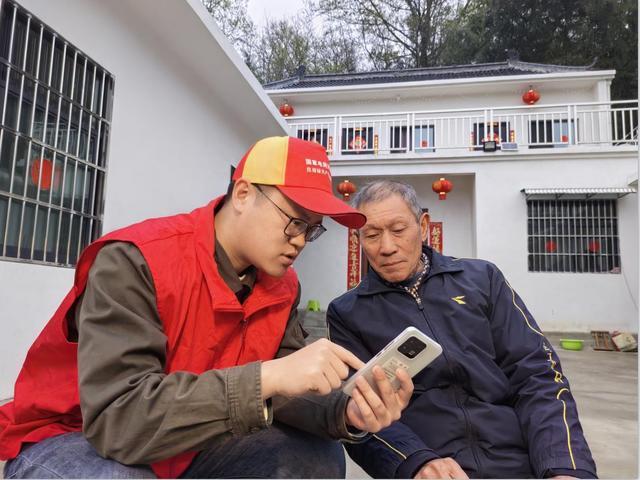 村網(wǎng)共建,讓村里老人生活更方便!