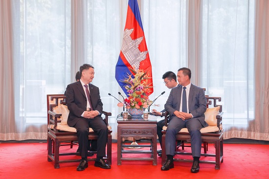 華能集團黨組書記、董事長溫樞剛拜會柬埔寨首相洪瑪奈