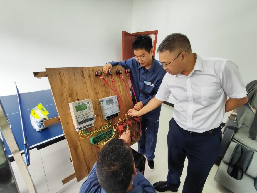 貴州關(guān)嶺供電局:釋放核心技能動(dòng)力 賦能業(yè)務(wù)自主實(shí)施