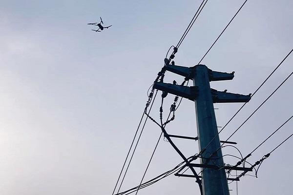 國網(wǎng)泰安供電公司開展無人機(jī)飛巡測(cè)溫，助力冬季供電安全