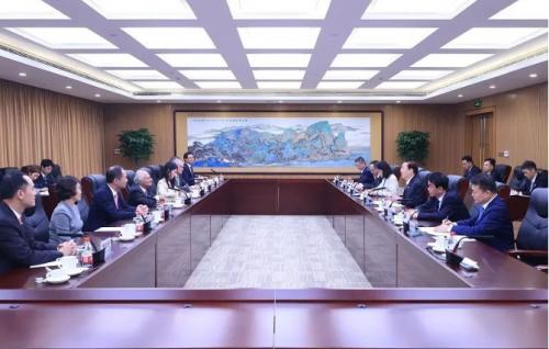 國家電網與香港中電集團推動清潔能源開發(fā)利用、促進新能源發(fā)展等方面深化合作