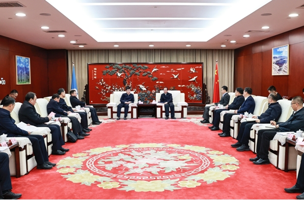 江毅會(huì)見內(nèi)蒙古自治區(qū)黨委常委、常務(wù)副主席黃志強(qiáng)