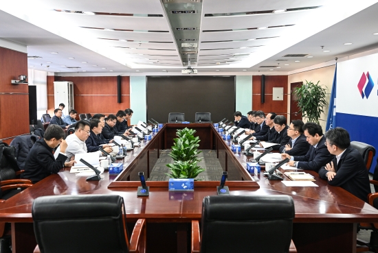 中國電建黨委書記丁焰章同內(nèi)蒙古自治區(qū)常務副主席黃志強會談