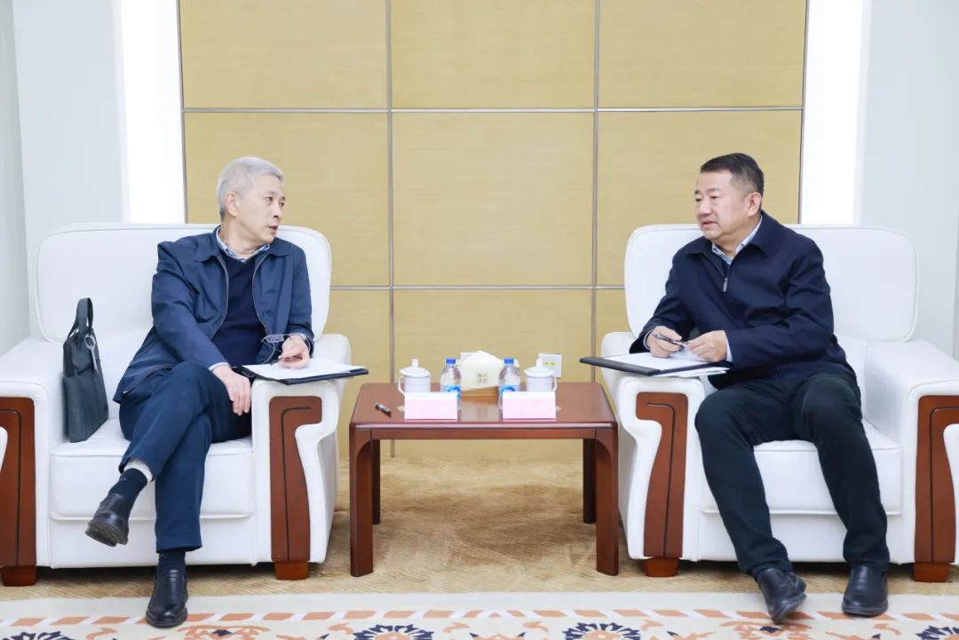 中國一重集團黨委書記、董事長徐鵬一行拜訪大唐環(huán)境黨委書記、董事長朱利明