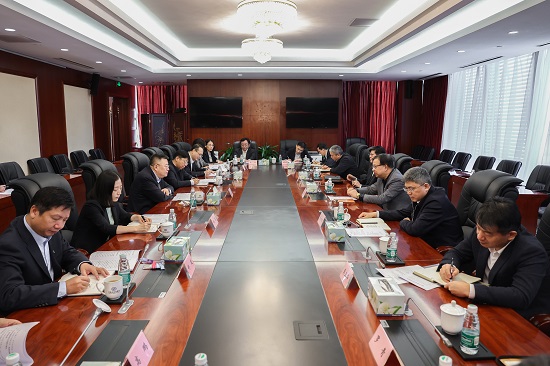 華能集團(tuán)總經(jīng)理、黨組副書記鄧建玲拜訪中國(guó)進(jìn)出口銀行黨委副書記、行長(zhǎng)任生俊