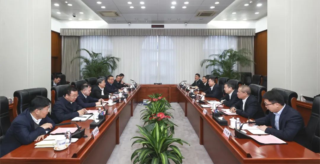 余劍鋒會見楊長利:服務國家戰(zhàn)略 攜手共推核工業(yè)高質(zhì)量發(fā)展