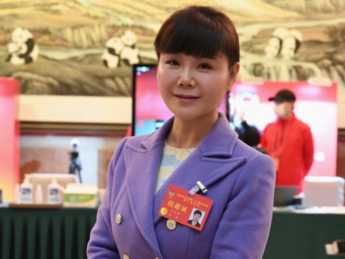 四川省政協(xié)委員李佳蔚：四川要優(yōu)化碳產(chǎn)品、參與碳交易，不斷完善碳設(shè)施