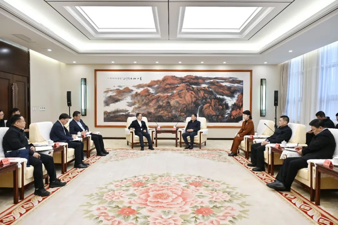 中國大唐集團有限公司董事長鄒磊拜會內蒙古自治區(qū)黨委書記孫紹騁、自治區(qū)主席王莉霞