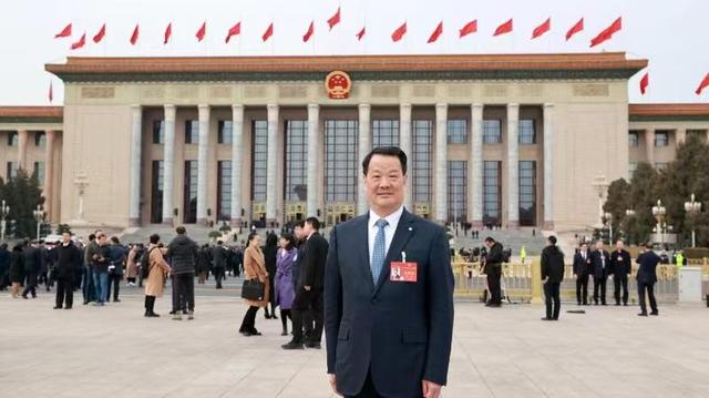 【兩會(huì)好聲音】彭壽院士建議：以應(yīng)用導(dǎo)向?yàn)橹黧w，真正實(shí)現(xiàn)綠色低碳產(chǎn)業(yè)高質(zhì)量發(fā)展